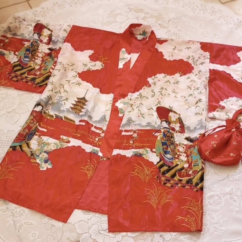 Vibrant Red Asia Style  Kimono with Traditional Print & Handbag Bundle